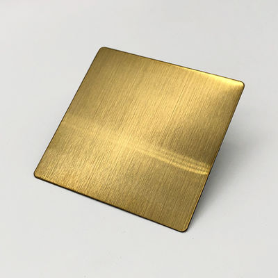 L'oro di JIS PVD ha placcato lo strato spazzolato 2mm di acciaio inossidabile piatto di acciaio inossidabile di 304 linee sottili