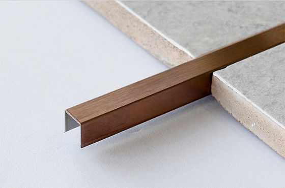 acciaio inossidabile di 2mm fuori della disposizione d'angolo del bordo del metallo della disposizione per la piastrella di ceramica
