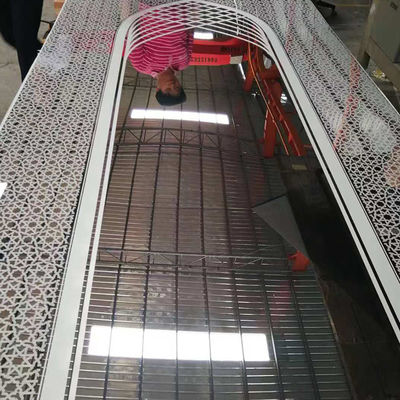 modelli d'incisione decorativi su ordinazione dello strato di acciaio inossidabile del metallo di 1000mm per la porta di cabine dell'elevatore