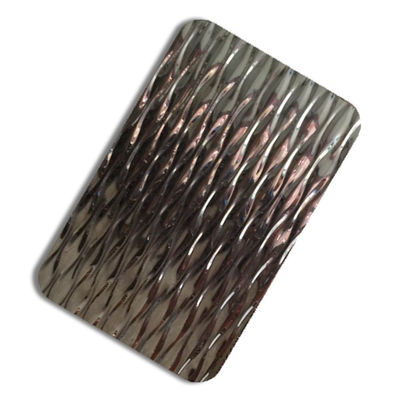 buon prezzo Strato decorativo del metallo del pannello timbrato 304 di acciaio inossidabile dell'onda di acqua in linea